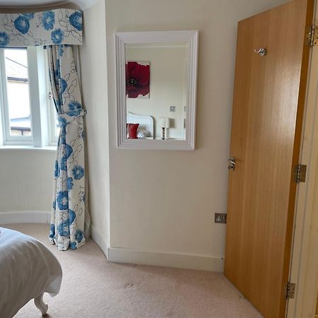 Top Floor En-Suite Double Bedrooms With Great View Of Windsor Castle & Free Parking Eksteriør bilde
