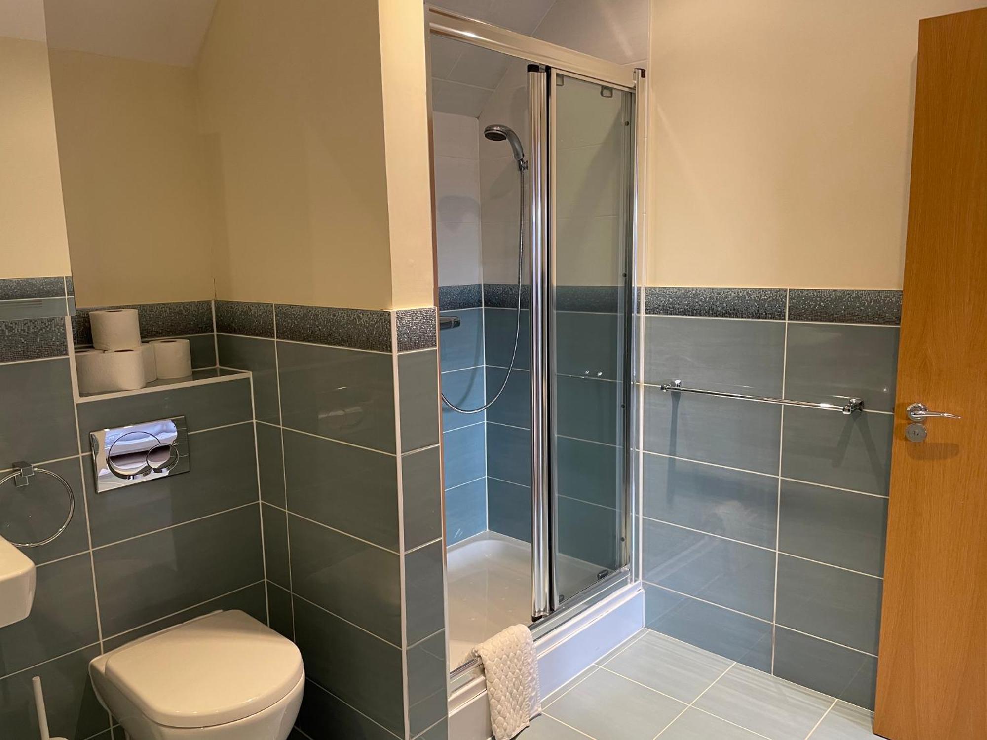 Top Floor En-Suite Double Bedrooms With Great View Of Windsor Castle & Free Parking Eksteriør bilde