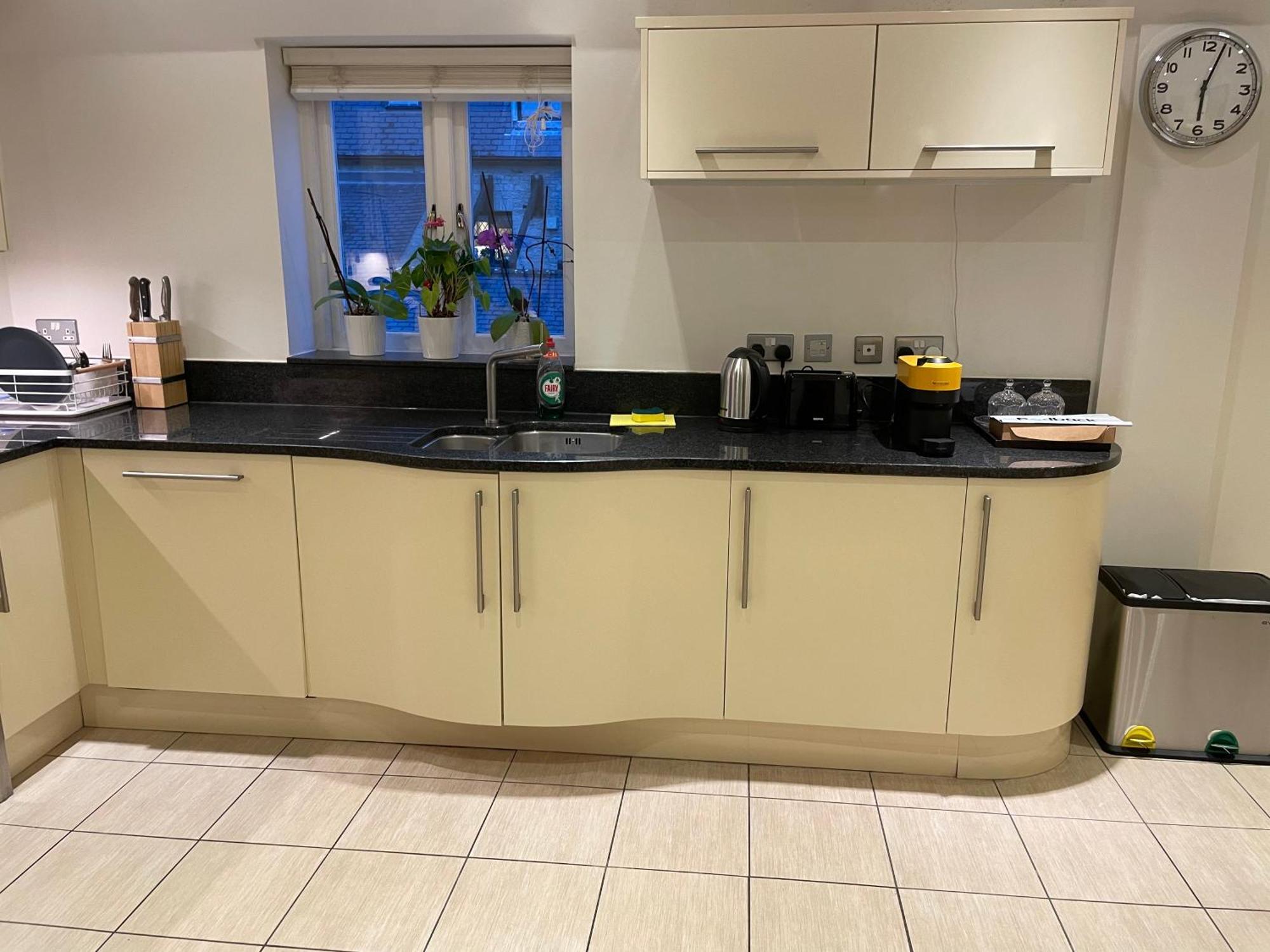 Top Floor En-Suite Double Bedrooms With Great View Of Windsor Castle & Free Parking Eksteriør bilde