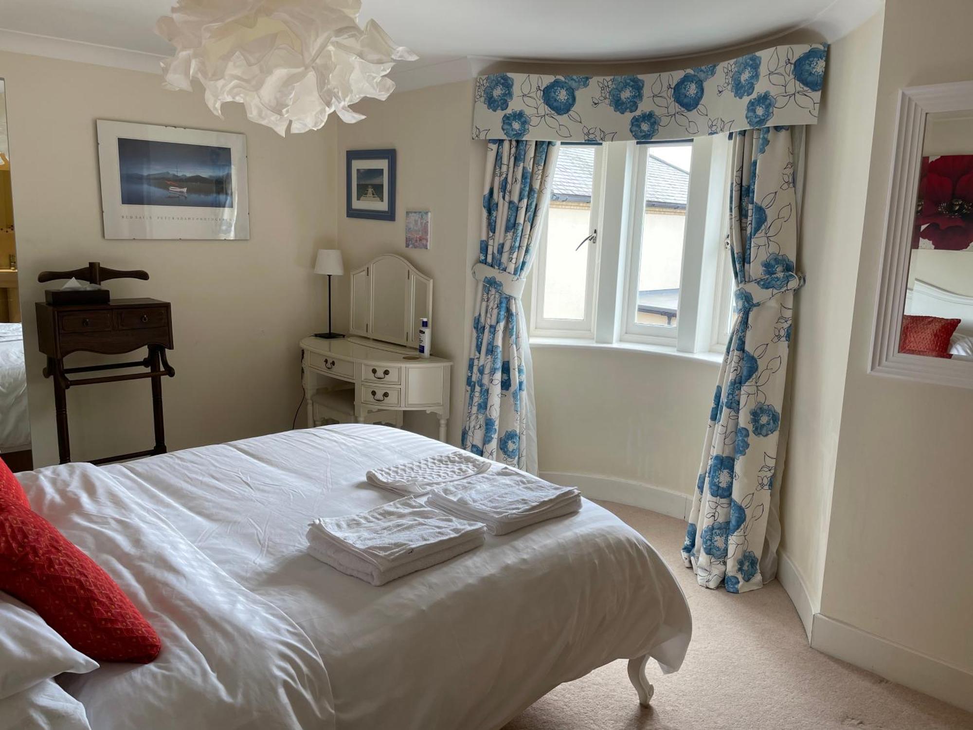 Top Floor En-Suite Double Bedrooms With Great View Of Windsor Castle & Free Parking Eksteriør bilde